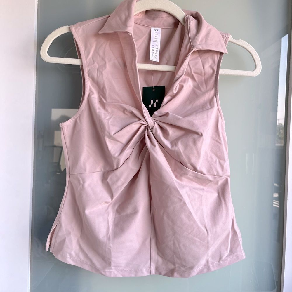 HALARA Collared Twist Golf Tee - Picture 2 of 5